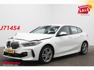 Voiture accidenté BMW 1-serie 118i Aut. M-Sport Leder Navi Clima Cruise SHZ PDC 2021/7