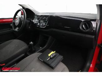 Volkswagen Up! 1.0 move up! 5-DRS BlueMotion Airco 157.093 km! picture 6