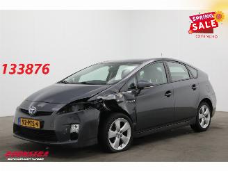 Damaged car Toyota Prius 1.8 Hybrid Aspiration HUD Clima Cruise PDC 2011/4