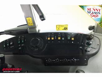 New Holland  TVT 190 BY 2005 6.000 Uur picture 11