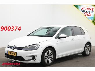Schadeauto Volkswagen e-Golf LED ACC Navi Clima Camera SHZ 2014/5