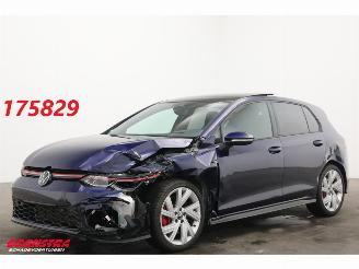 krockskadad bil auto Volkswagen Golf 2.0 TSI GTI DSG Pano LED H/K Camera Apple/Android 16.786 km! 2024/4
