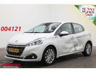 uszkodzony samochody osobowe Peugeot 208 1.2 PT. 110 Signature Clima PDC Mirrorlink Camera 93.920 km! 2019/1