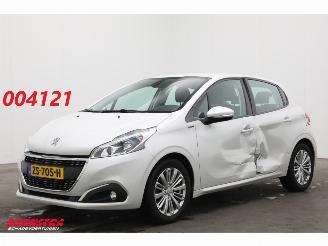 Coche accidentado Peugeot 208 1.2 PT. 110 Signature Clima PDC Mirrorlink Camera 93.920 km! 2019/1