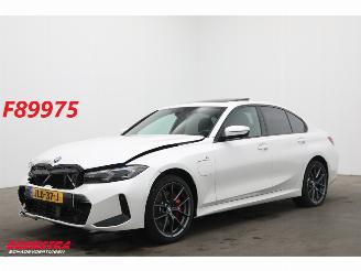 Vaurioauto  passenger cars BMW 3-serie 330e M-Sport Cruise Navi Leder Schuifdak Camera Apple/Android SHZ AHK PDC 2025/11