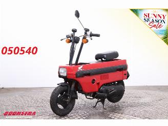 voitures motocyclettes  Honda  Motocompo 1982/12
