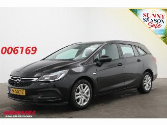 ojeté vozy osobní automobily Opel Astra Sports Tourer 1.0 Online Edition Navi Airco Cruise PDC AHK 2017/10