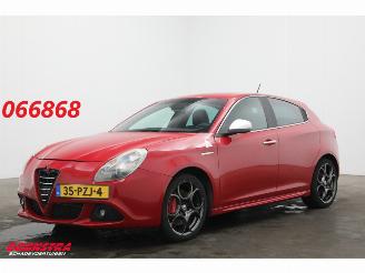 skadebil auto Alfa Romeo Giulietta 1.7 TBi Quadrifoglio Verde Navi Clima Cruise AHK 2011/4