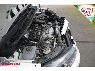 Volkswagen  2.0 TDI Style Clima Cruise Apple/Android PDC picture 7