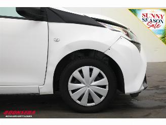 Toyota Aygo 1.0 VVT-i x-fun Airco Cruise picture 5