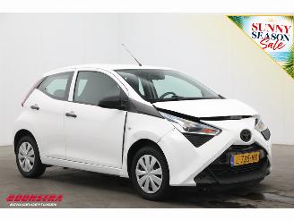 Toyota Aygo 1.0 VVT-i x-fun Airco Cruise picture 2