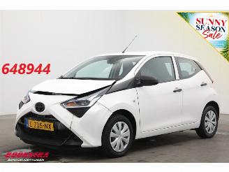 škoda osobní automobily Toyota Aygo 1.0 VVT-i x-fun Airco Cruise 2021/6