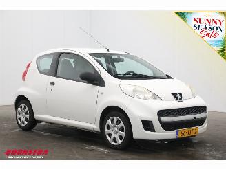 Peugeot 107 1.0-12V XR 3-drs picture 2
