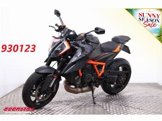 bruktbiler motor KTM  1290 SuperDuke R ABS Heizgriffe Launch Control Quickshift 16.524 km! 2021/6