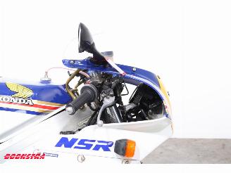 Honda NSR 250 MC18 Rothmans picture 13