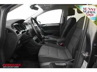 Volkswagen Touran 1.0 TSI Comfortline 7p ACC Navi Clima Camera PDC AHK picture 9