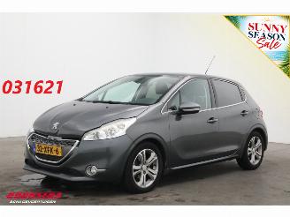 uszkodzony samochody osobowe Peugeot 208 1.6 VTi Allure 5-drs Navi Cruise Bluetooth PDC LMV 2012/5