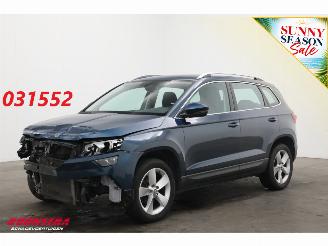 krockskadad bil auto Skoda Karoq 1.5 TSI ACT Ambition Business Cruise Clima Navi Camera PDC AHK 2019/3