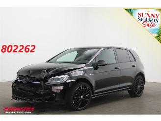 Vaurioauto  passenger cars Volkswagen Golf 1.4 TSI GTE LED ACC Virtual Camera PDC 2017/9