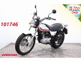 voitures motocyclettes  Suzuki  VanVan 200cc 2007/10