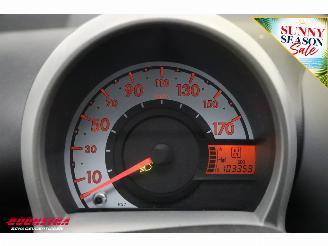 Peugeot 107 1.0-12V XS Automaat 5-DRS 103.359 km! picture 24