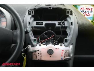 Peugeot 107 1.0-12V XS Automaat 5-DRS 103.359 km! picture 19