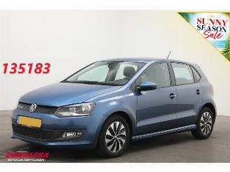 Damaged car Volkswagen Polo 1.0 BlueMotion Edition 5-DRS Airco Bluetooth Cruise 123.574 km! 2016/1