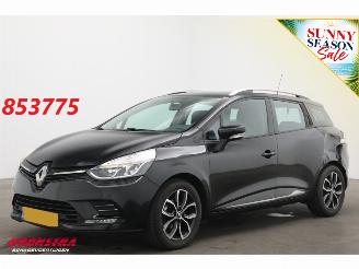 damaged passenger cars Renault Clio Estate Estate 0.9 TCe Zen Navi Airco Cruise AHK 2016/10