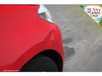 Volkswagen Up! 1.0 move up! BlueMotion 5-DRS Airco picture 5