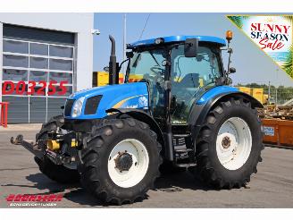 dommages machines New Holland  T6020 ELITE BY 2012 8.421 Uur BY 2012 8.421 Uur 2012/6