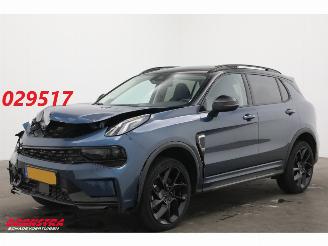 Vaurioauto  passenger cars Lynk & Co 01 1.5 eHybrid Cruise Navi Clima Memory SHZ Camera PDC 2023/2