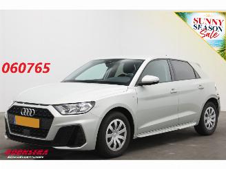 krockskadad bil auto Audi A1 Sportback 25 TFSI DSG S-Line Cruise Airco Apple/Android Virtual PDC 2024/8