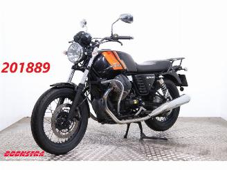 krockskadad bil motor Moto Guzzi  V7 II Special ABS 17.433 km! 2016/9