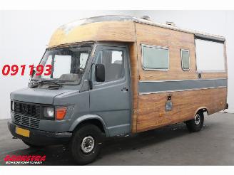 Mercedes 300-serie 307 D AHK Verkauf Markt Foodtruck APK 05-2027!! picture 1