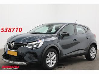 damaged passenger cars Renault Captur 1.6 E-Tech Hybrid 145 Zen Cruise Navi Clima Camera PDC 2022/8