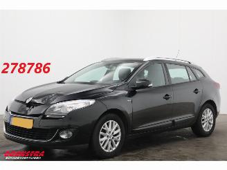 Schadeauto Renault Mégane Estate 1.5 dCi Bose Cruise Navi Clima Bluetooth Camera PDC 2013/8