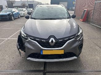 uszkodzony samochody osobowe Renault Captur  2022/3