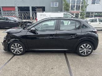 Peugeot 208  picture 4