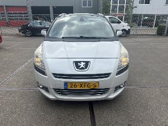 Schadeauto Peugeot 5008  2012/5
