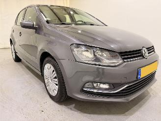 Unfallwagen Volkswagen Polo V HB 1.0 Comfortline Airco 2014/8