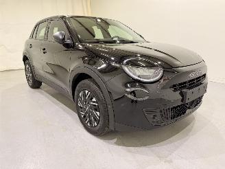 Voiture accidenté Fiat 600 1.2 Hybrid 100/110ps DCT6 Clima/Apple 2025/3