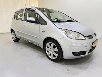 Damaged car Mitsubishi Colt 1.3 HeartbeatAirco 2006/6
