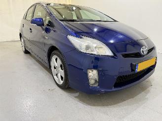 Vaurioauto  passenger cars Toyota Prius 1.8 Hybrid Aspiration Navi/Clima 2010/6