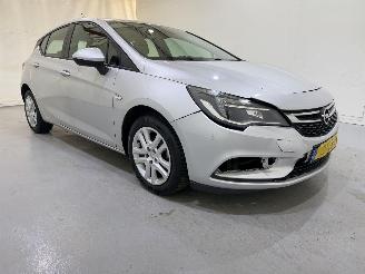 Vaurioauto  passenger cars Opel Astra HB 1.0 Turbo Edition 2016/7
