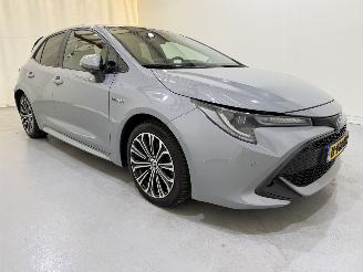 Vaurioauto  passenger cars Toyota Corolla 2.0 VVT-i Hybrid First Edition 135kW 2019/3