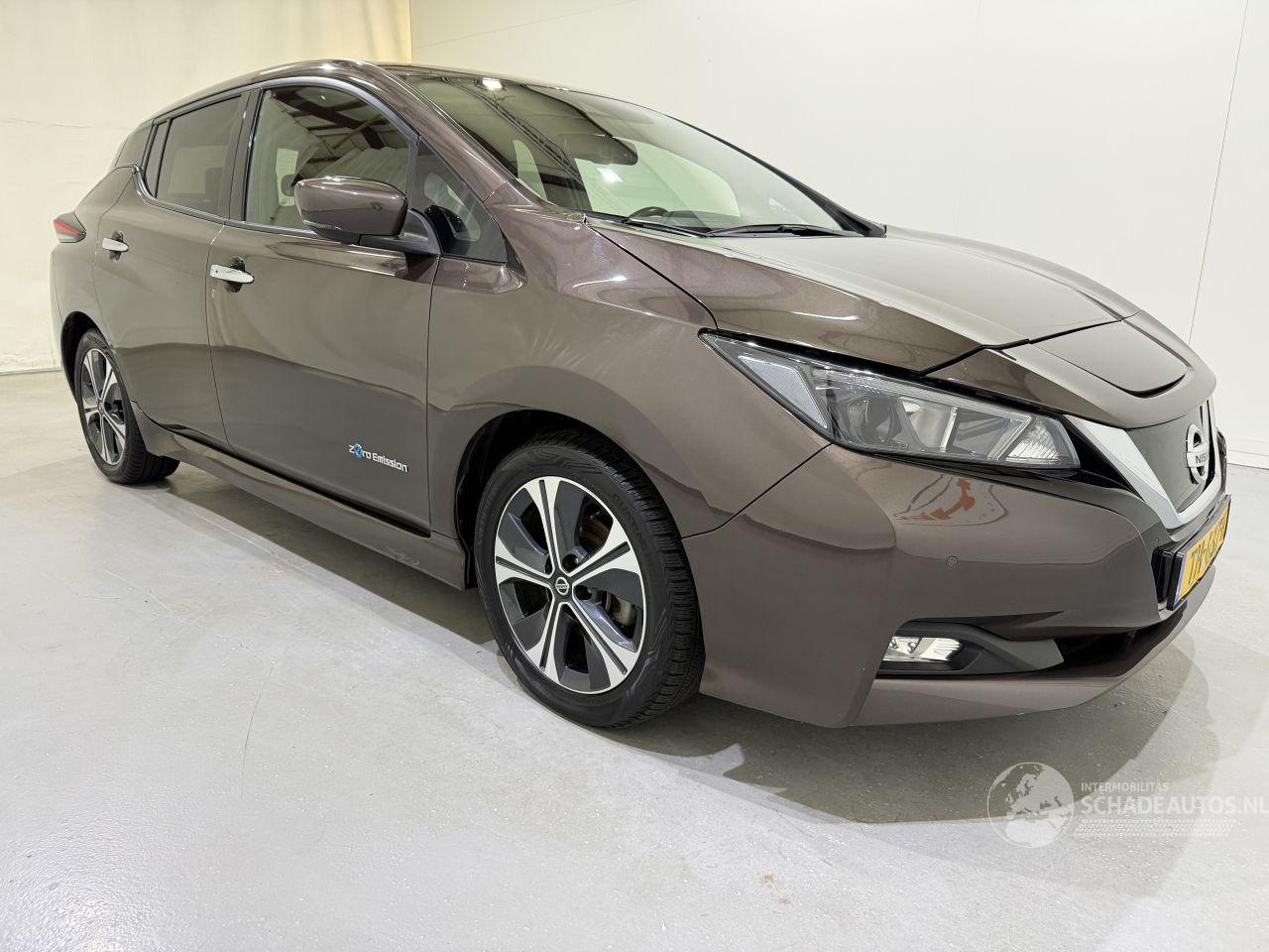 Nissan Leaf N-Connecta 40kWh Navi