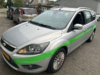 Unfallwagen Ford Focus 1.6 TDCI   Limited Stationcar 2011/3