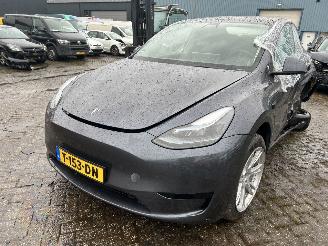 uszkodzony samochody osobowe Tesla Model Y RWD  58 KWh Automaat 2023/6