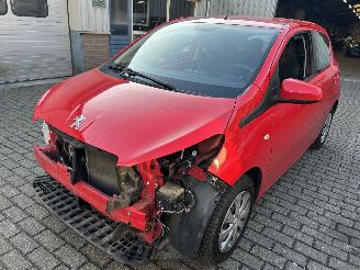 krockskadad bil auto Peugeot 108 1.0 2014/11