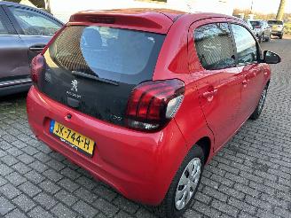 Peugeot 108 1.0 picture 5